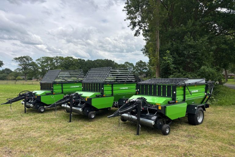 Kleine stolpen opraapwagen 8.16