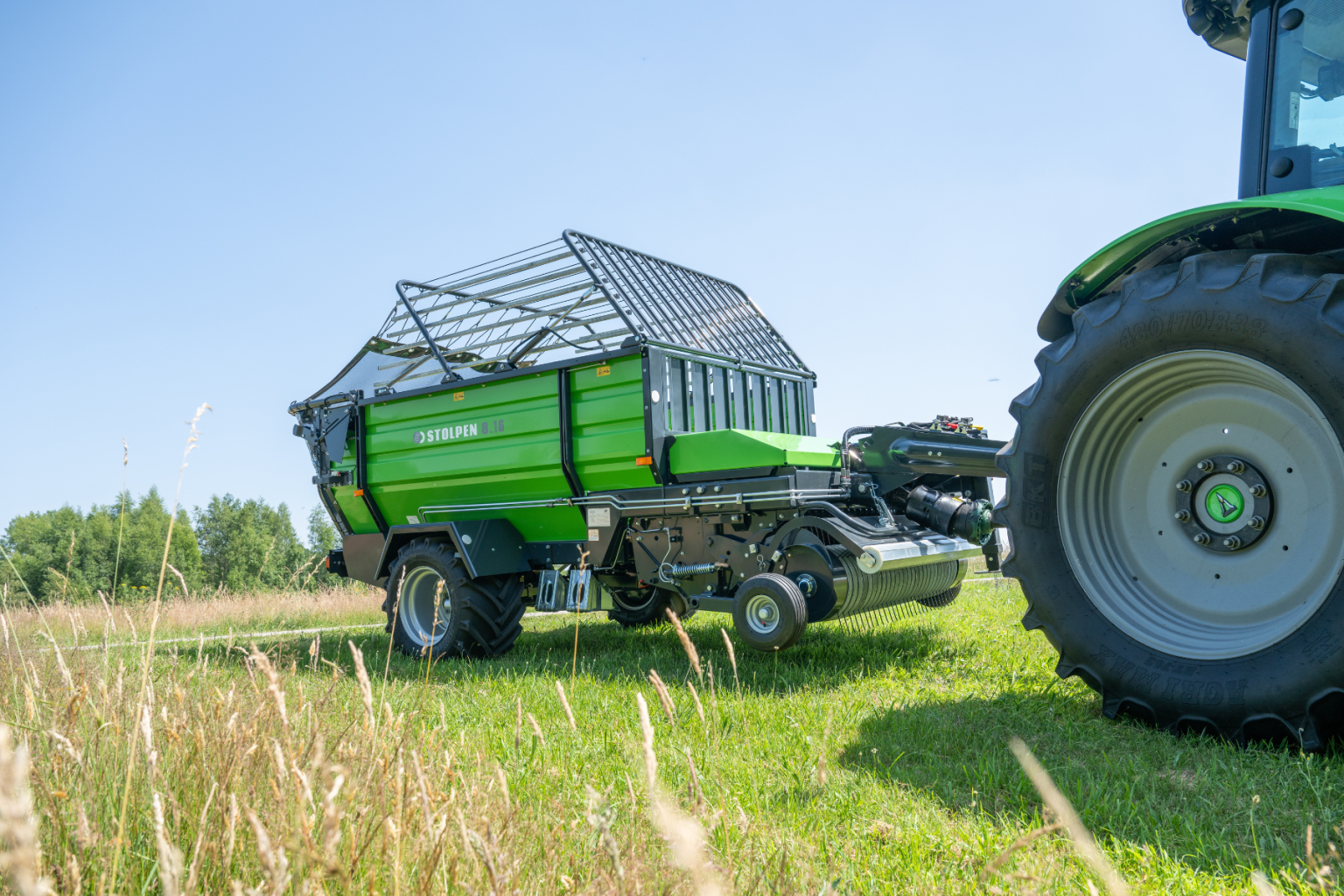 Stolpen opraapwagen 8.16 compacte wagen
